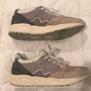 Karhu Tennis Shoes